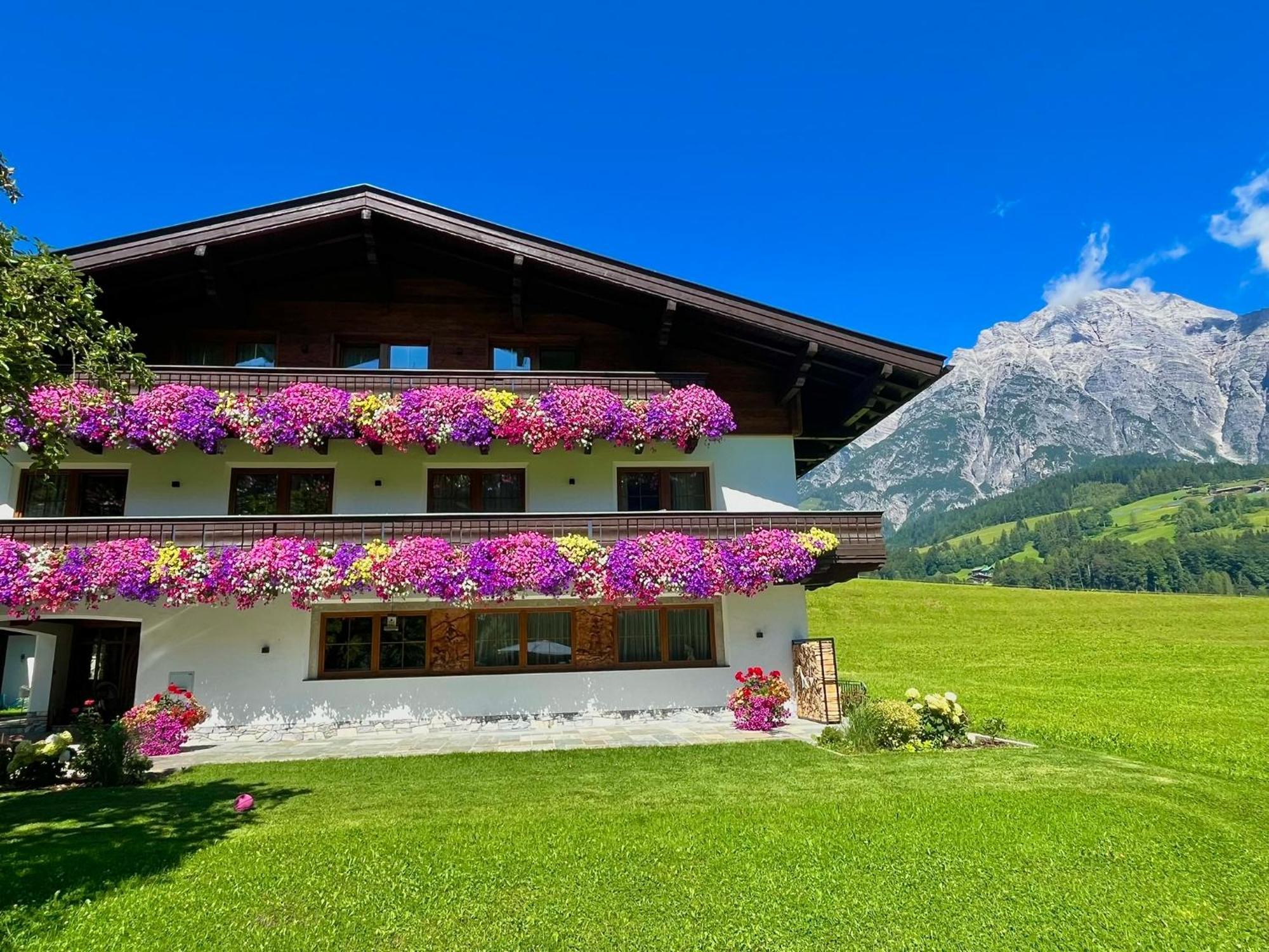 Untergrundgut Villa Leogang Exteriör bild